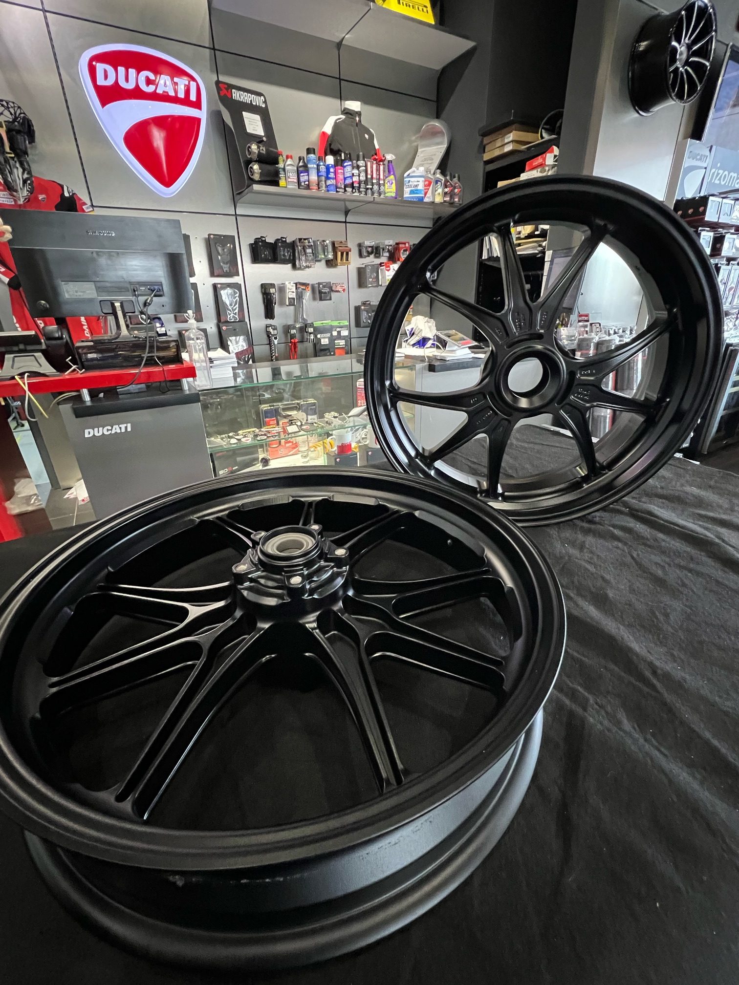 Ducati Magnesium Rims (Satin Black)